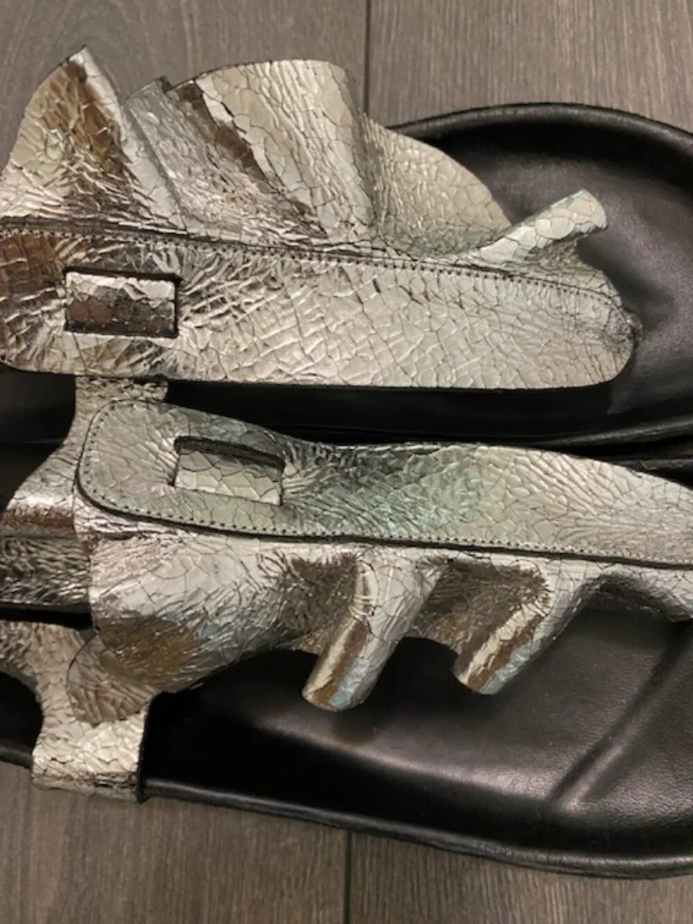 Isabel Marant Isela Metallic Silver Crinkle Leather Sandals Size 8